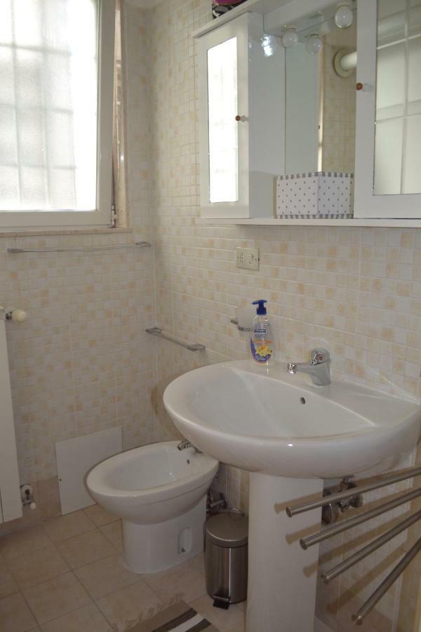 Angiulli 50 Apartment Bari Luaran gambar