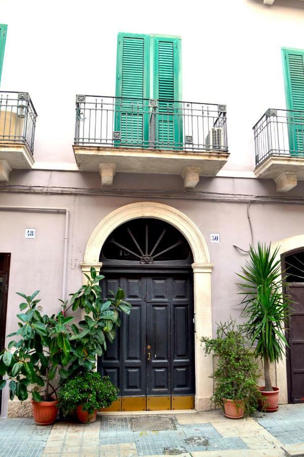 Angiulli 50 Apartment Bari Luaran gambar